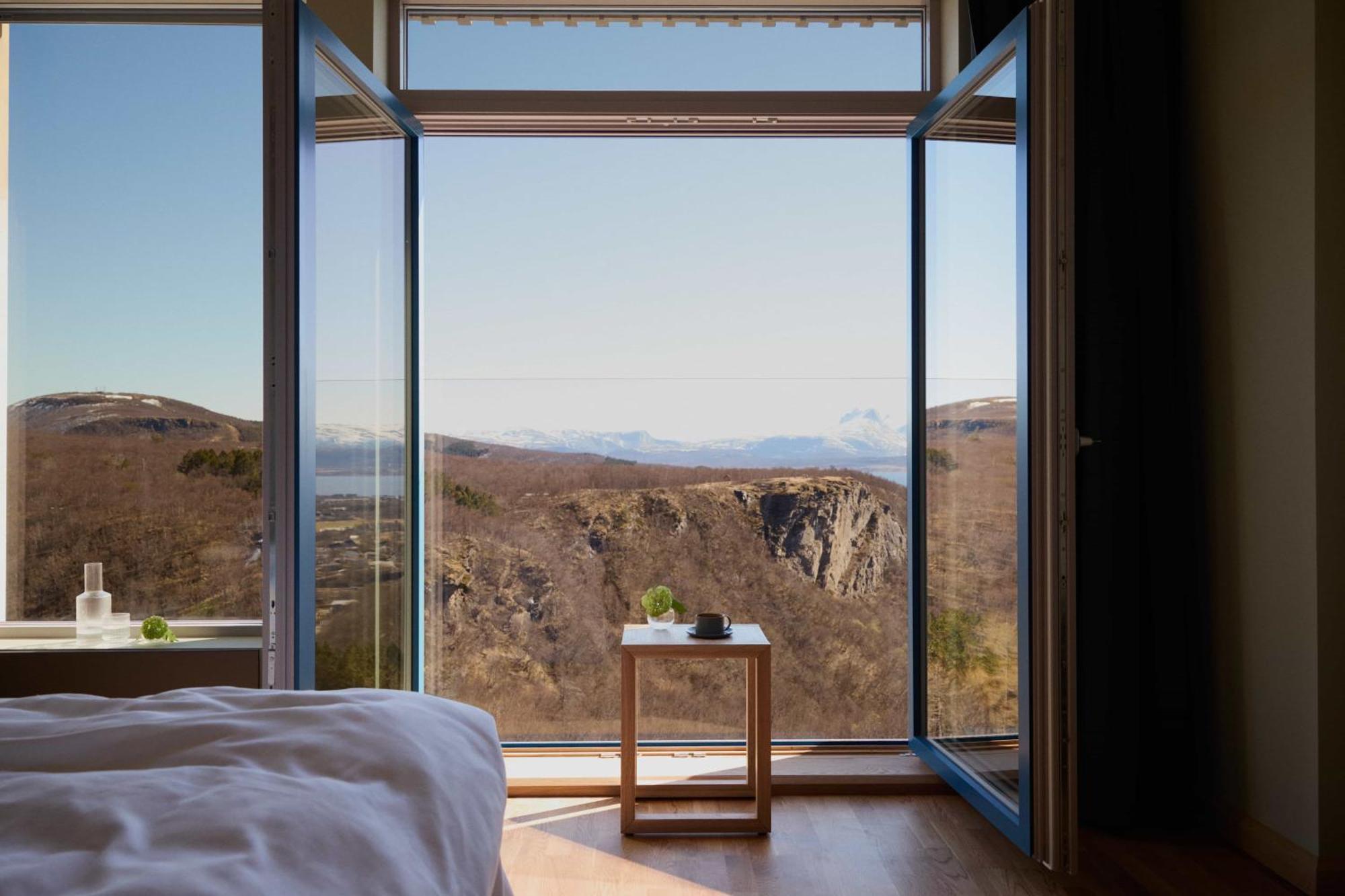 Wood Hotel Bodø Quarto foto